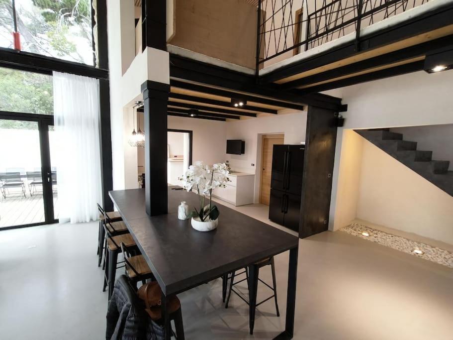 Industrial Luxury Nimes & Arles Villa Beaucaire  Ngoại thất bức ảnh